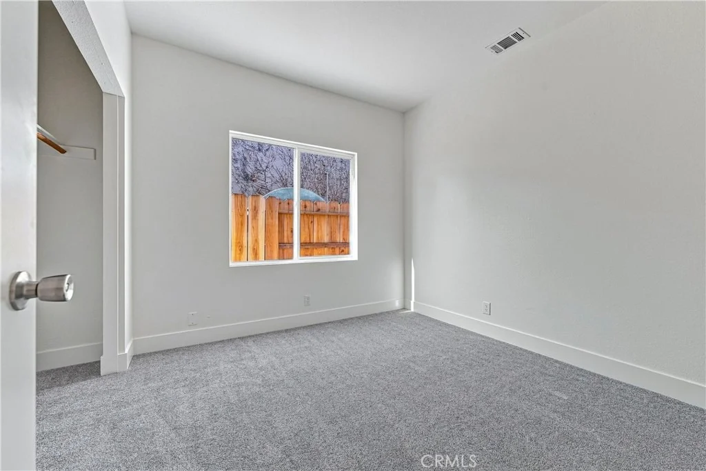 Photo of 1453 Augusta