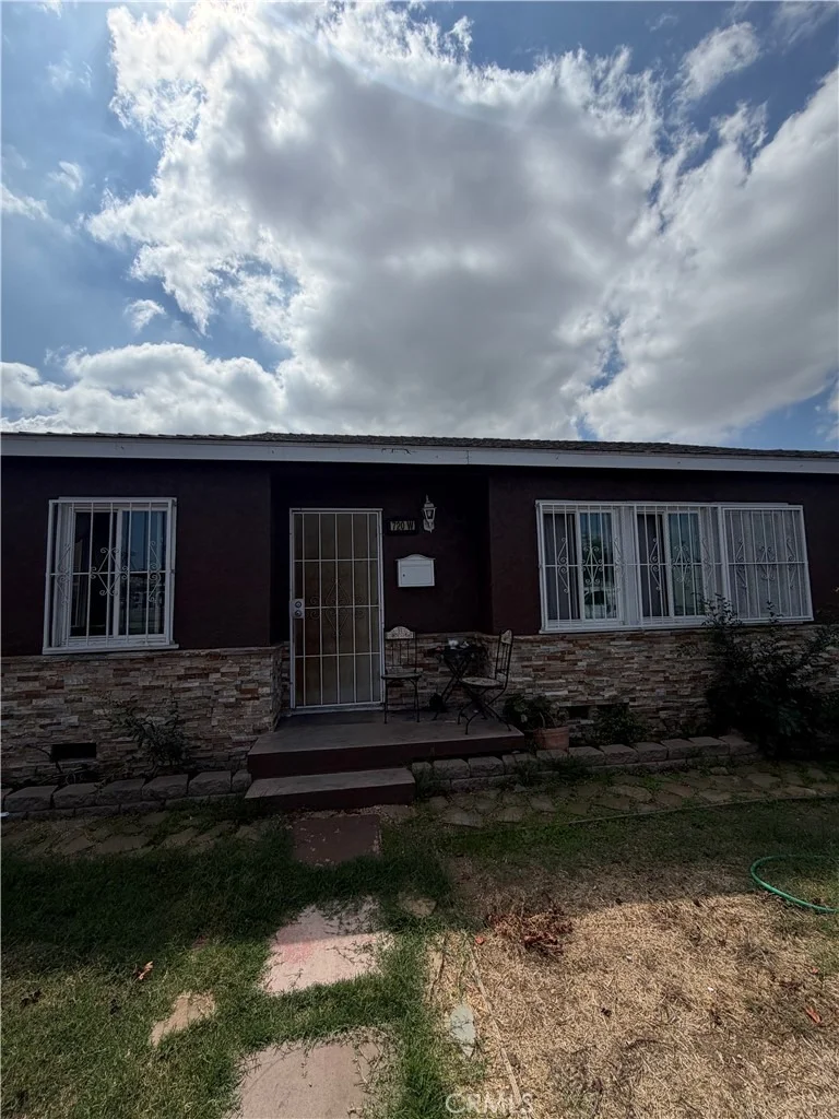 Photo of 720 W 135th Street