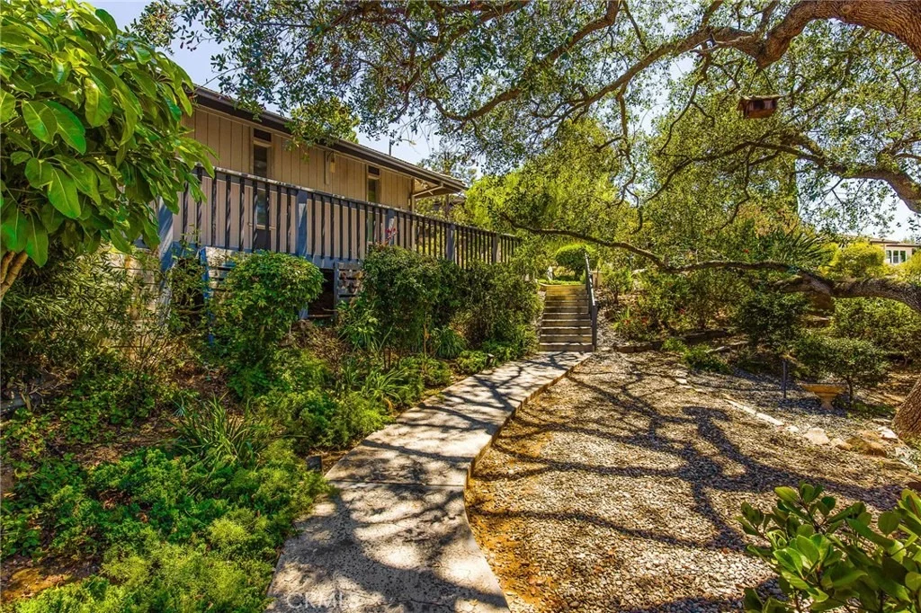 Photo of 10960 Treeside Lane