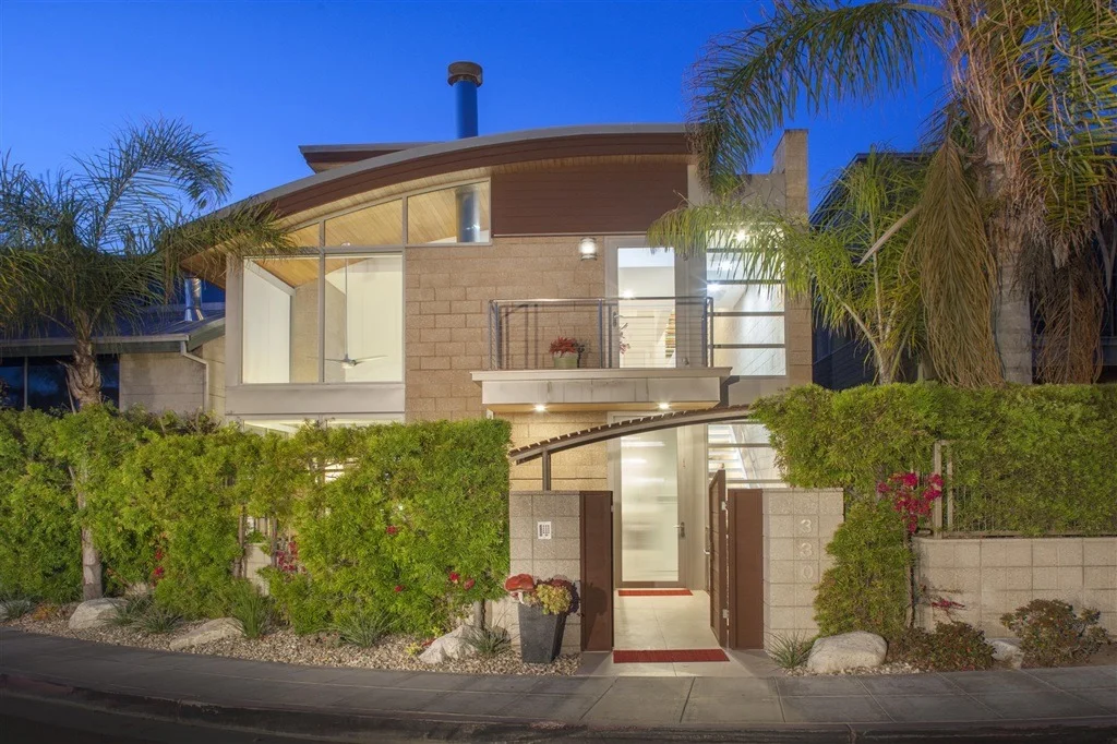 Photo of 330 Playa Del Sur