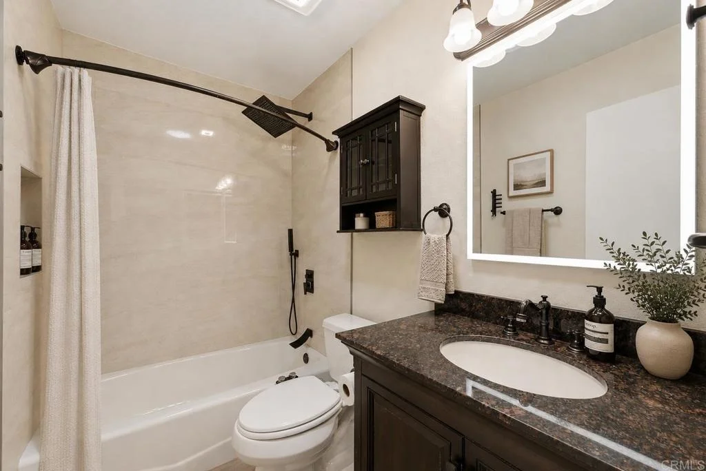 Photo of 1448 Esperanza Way