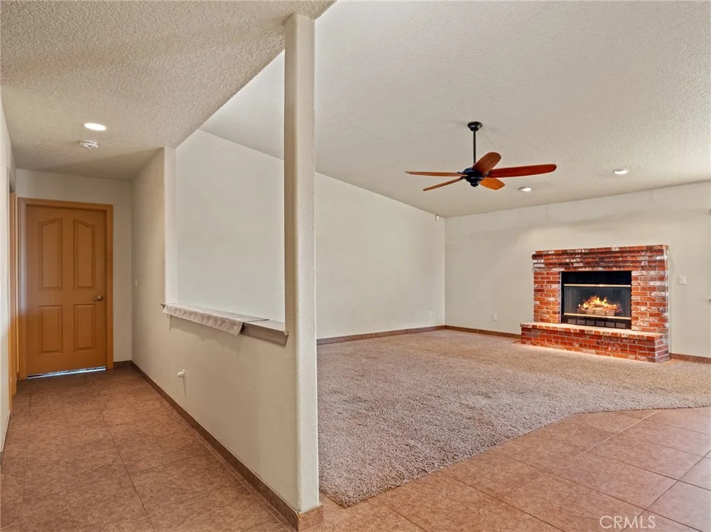 Photo of 15850 Elcona