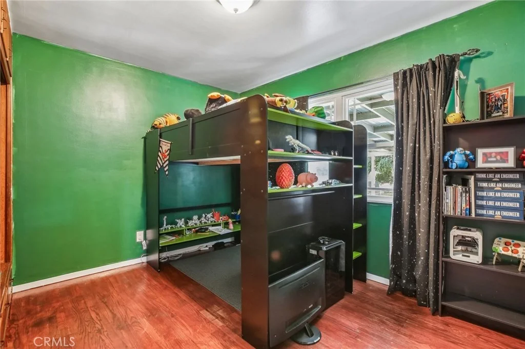 Photo of 8558 Park