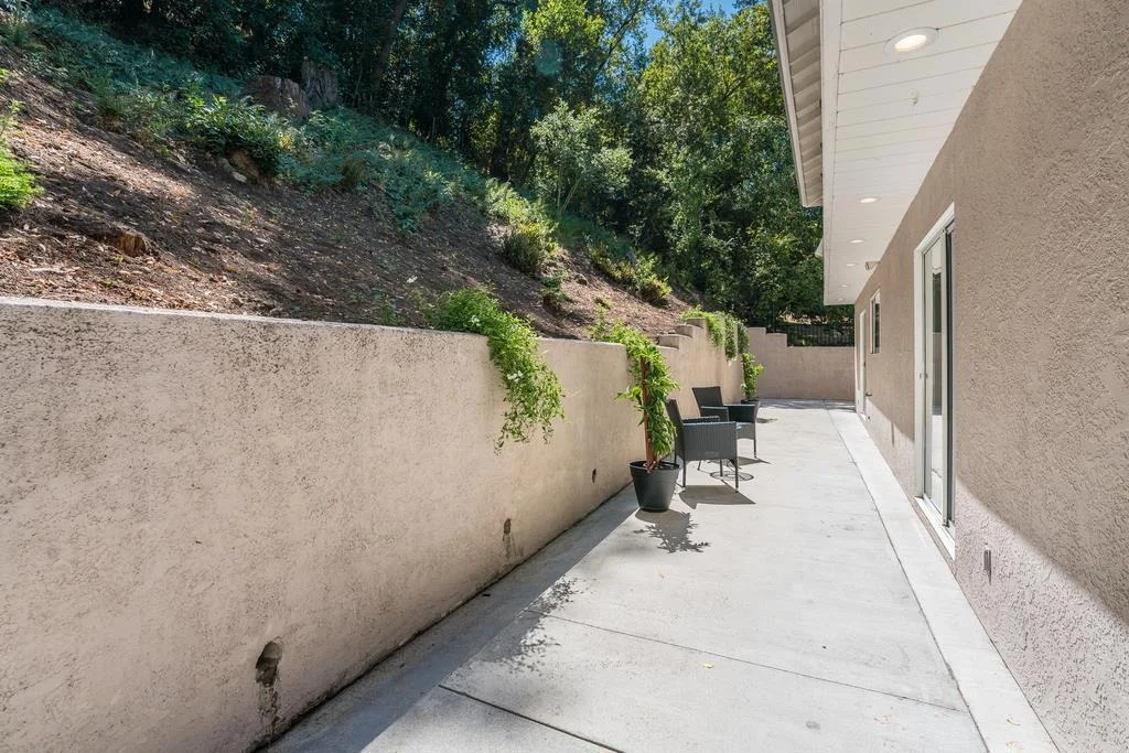 Photo of 650 Tabor Way