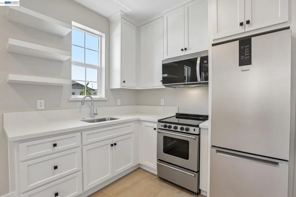 Photo of 421 Trellis Way
