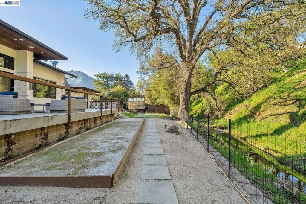 Photo of 4725 MORGAN TERRITORY ROAD