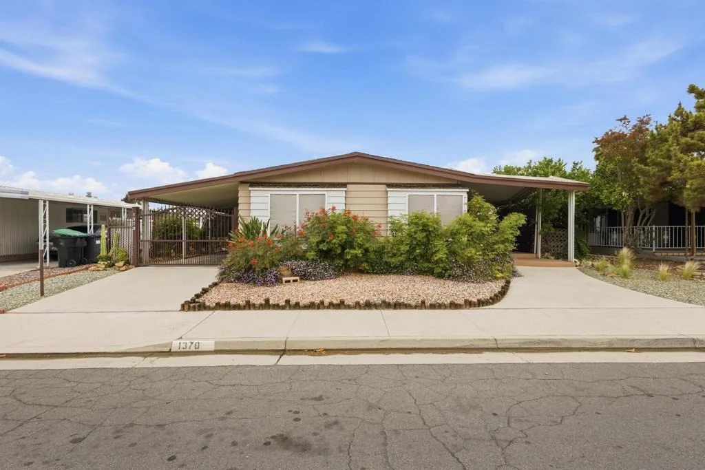 Photo of 1370 Cabrillo Drive