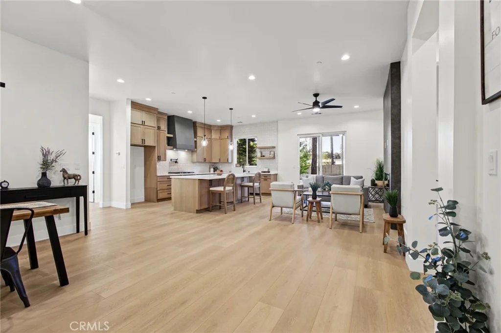 Photo of 1677 Paradisewood Drive