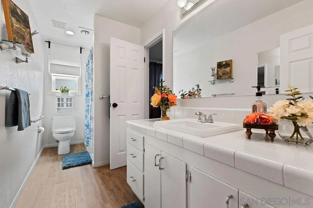 Photo of 720 Sky Mountain Lane