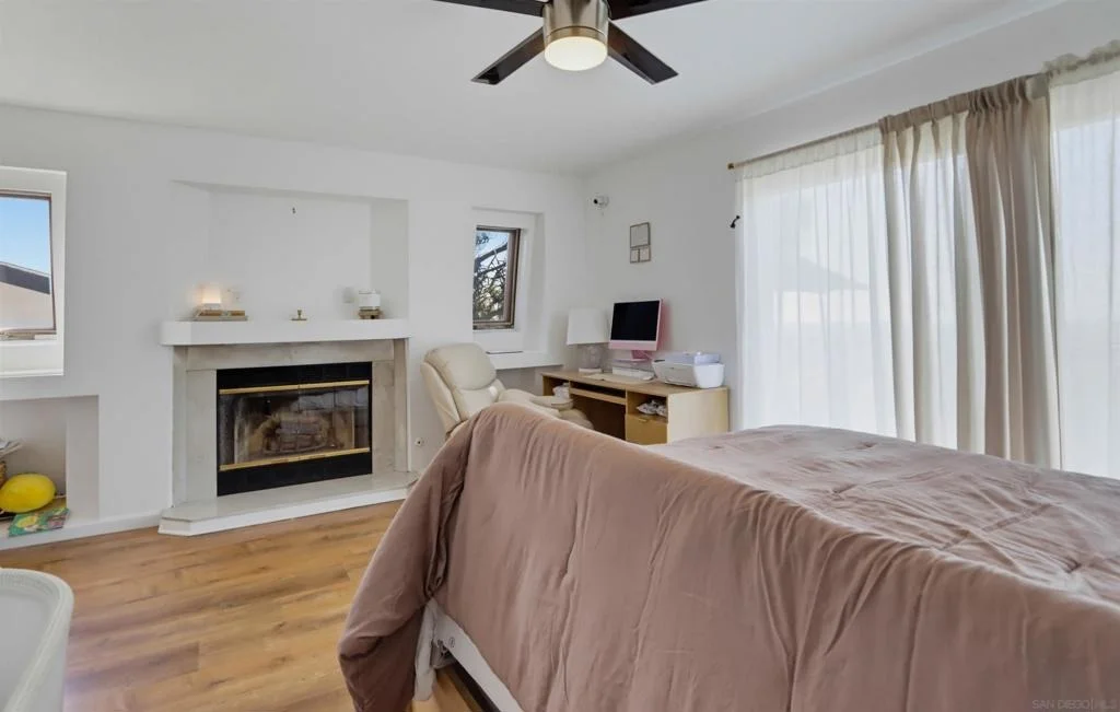 Photo of 9811 Eucalyptus Street