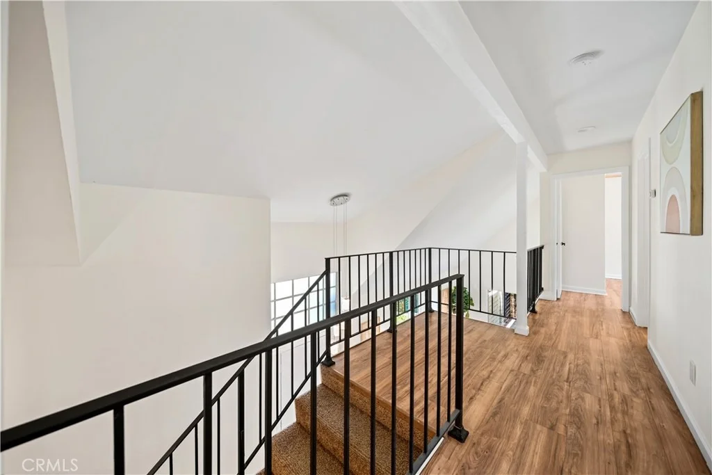 Photo of 1010 Cogburn