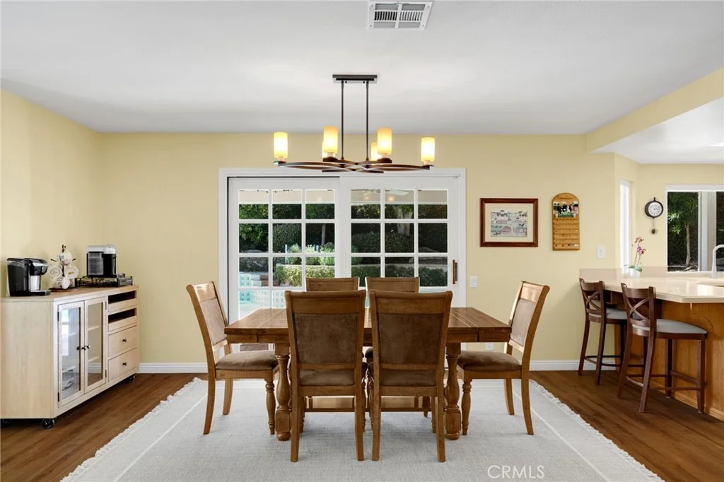 Photo of 1375 Beechwood Drive