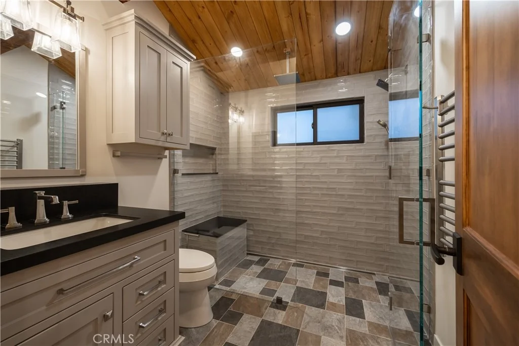 Photo of 42763 Cedar Avenue