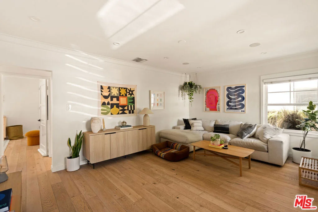 Photo of 3001 Beach Avenue