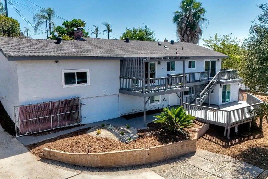 Photo of 2449 Primrose Ave
