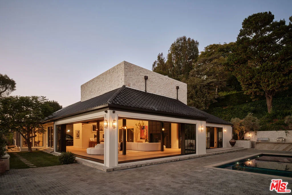 Photo of 851 Strada Vecchia Road