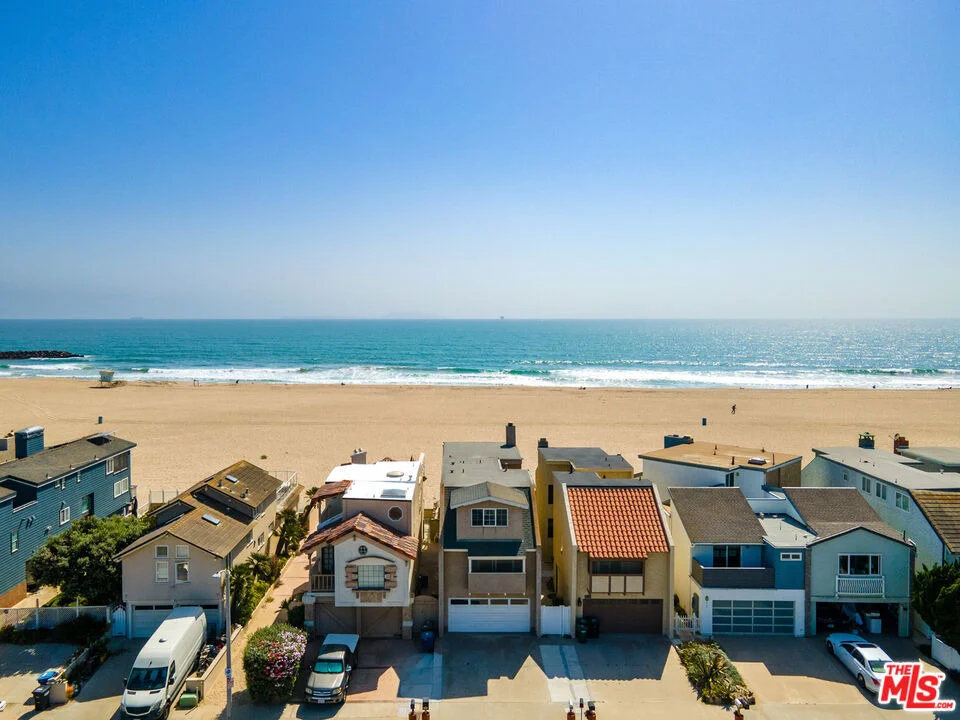 Photo of 305 Ocean Drive
