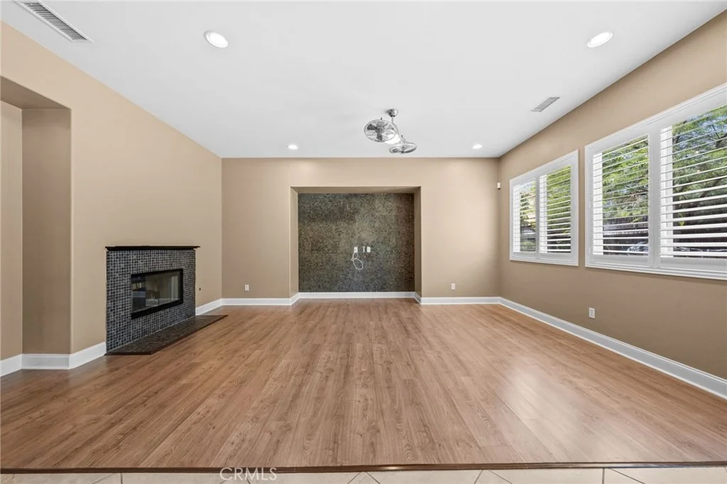 Photo of 31704 Pepper Tree