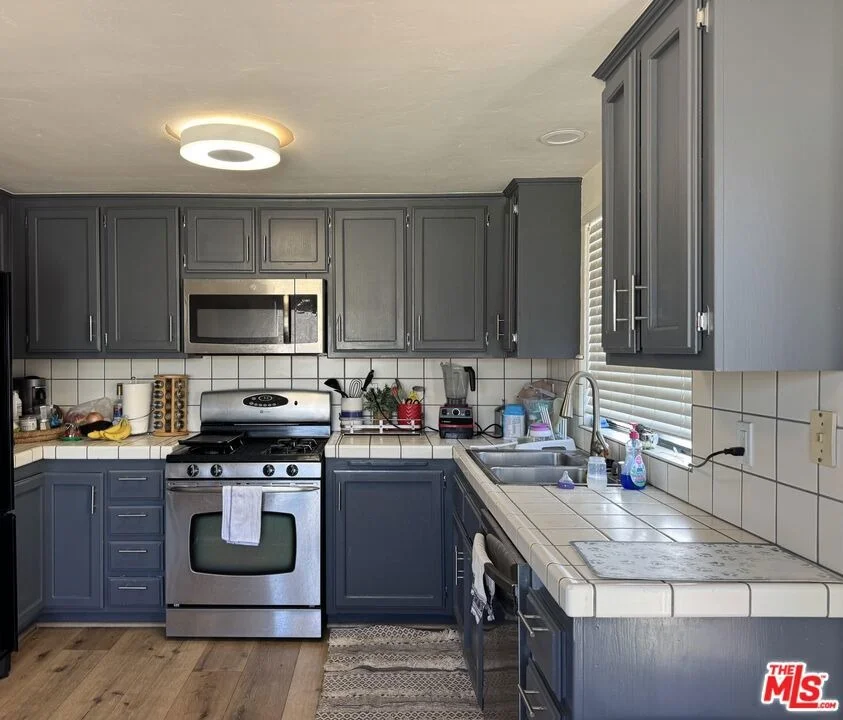 Photo of 263 N 12th Street