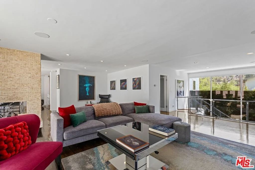 Photo of 7561 Devista Drive