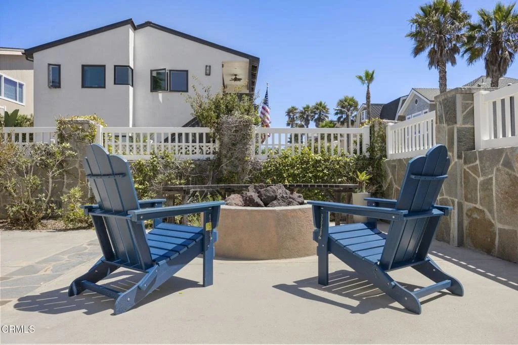 Photo of 1410 Marine Way