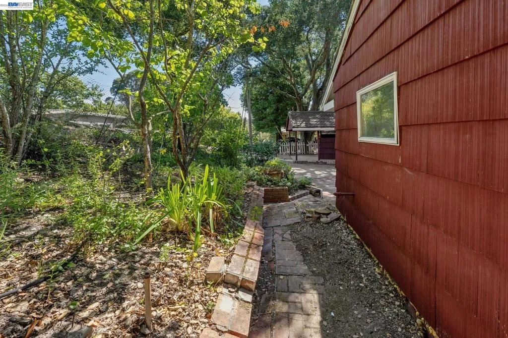 Photo of 21 MONTE VISTA ROAD