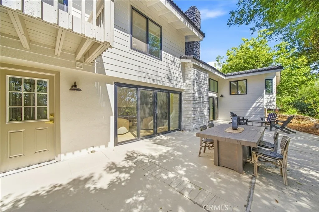 Photo of 2973 Lakeview Way