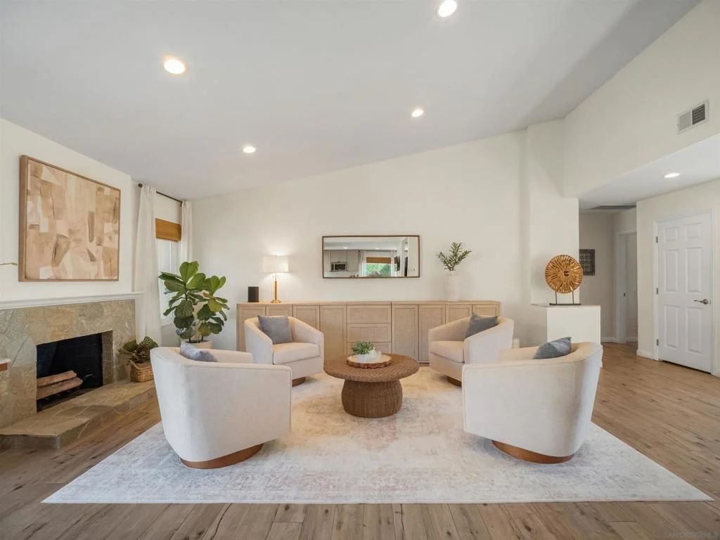 Photo of 1022 Daisy Ave