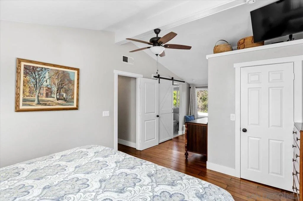 Photo of 1840 Davis