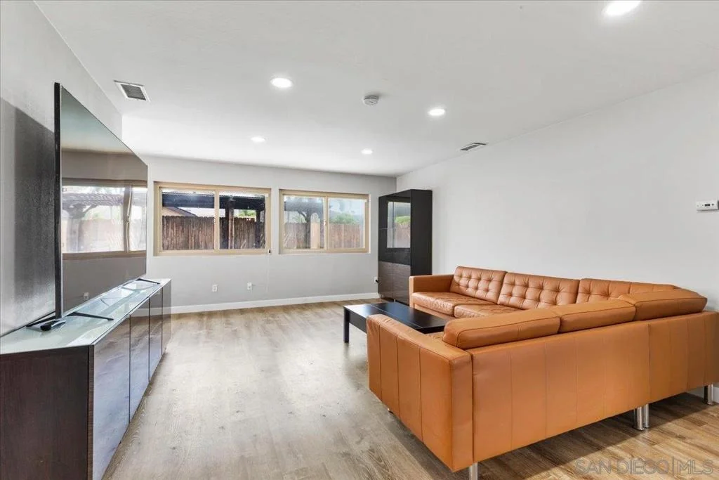 Photo of 13423 Floral Ave