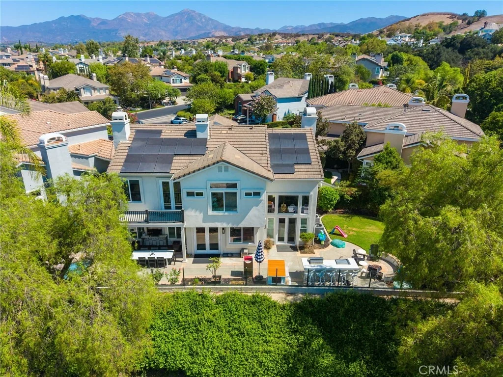 Photo of 5 Mountain Gate