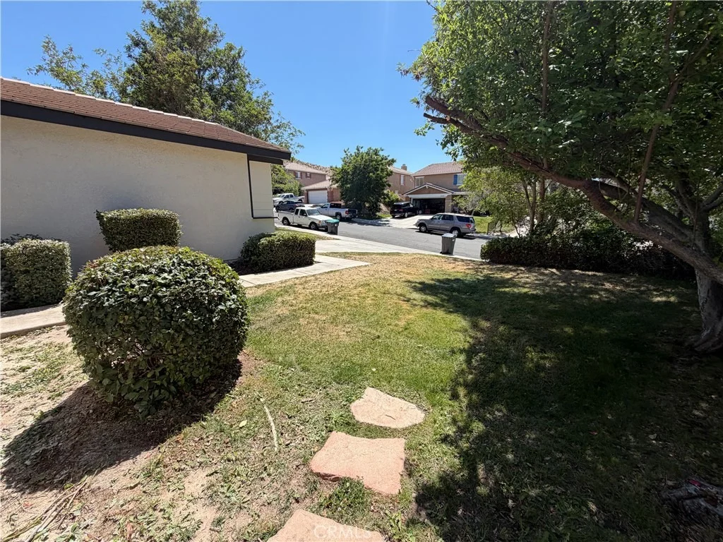 Photo of 38646 Annette Avenue