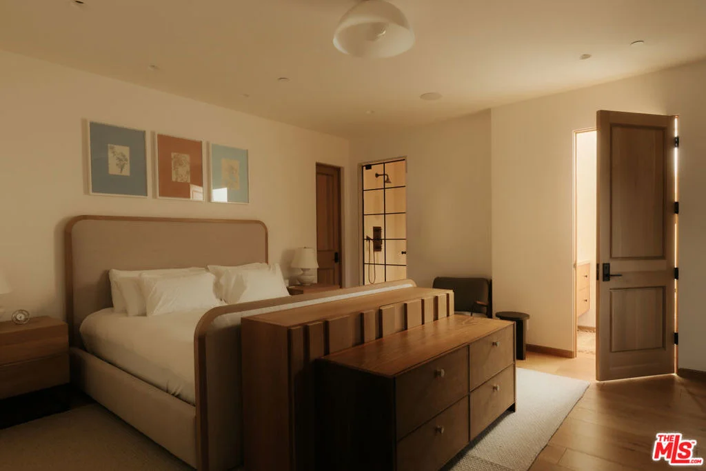 Photo of 12072 Crest Court