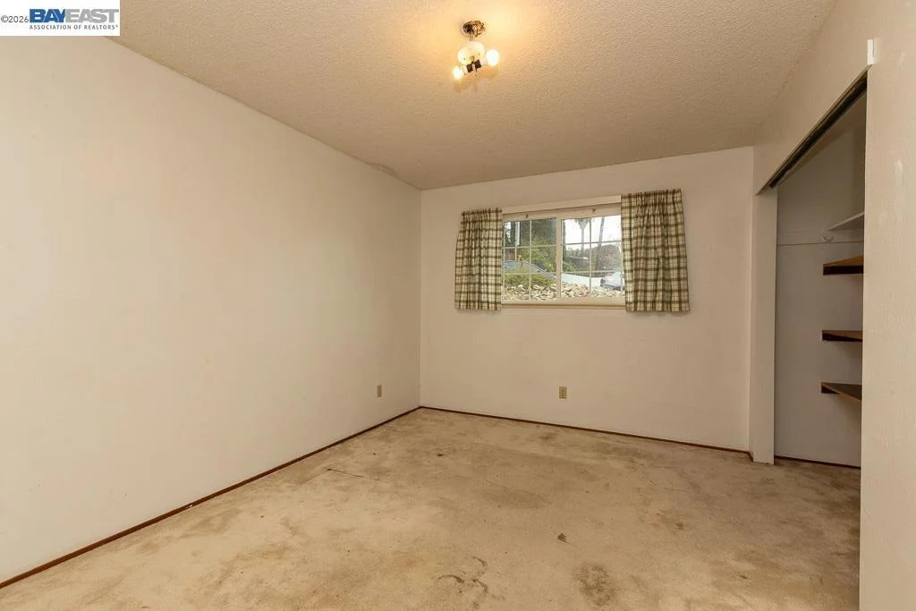 Photo of 3345 Oakwood Place