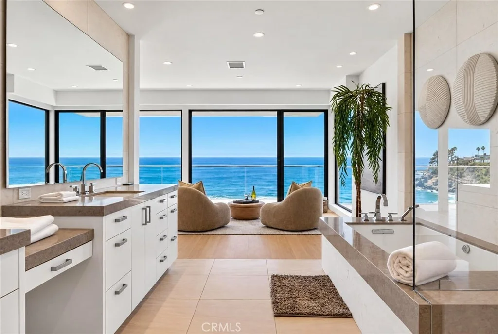 Photo of 33 Bay Drive