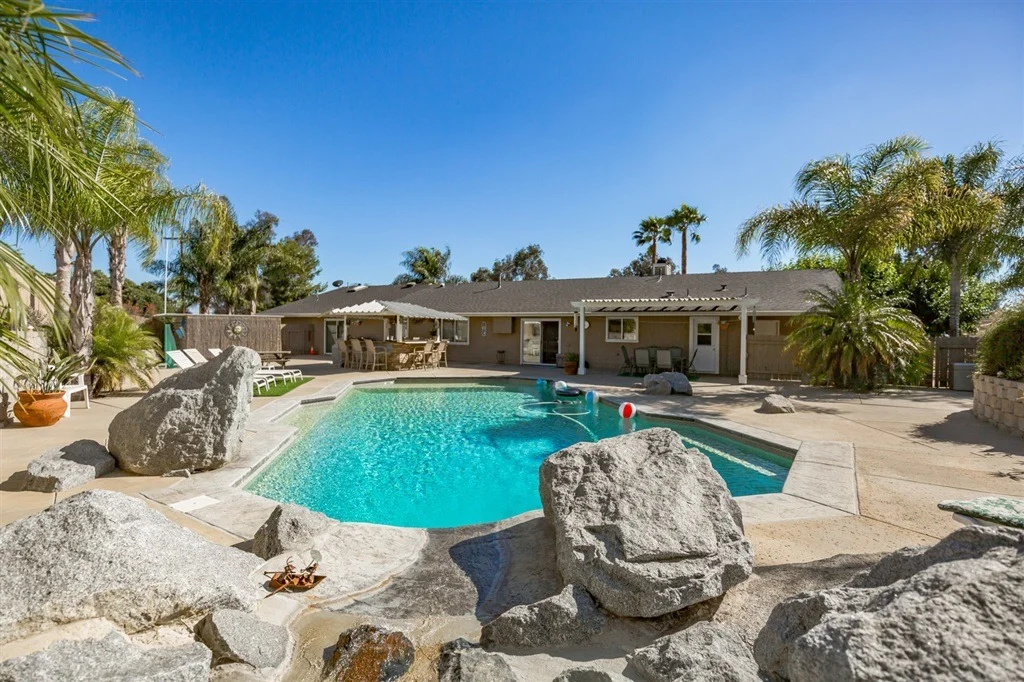 Photo of 649 Moonlight Way