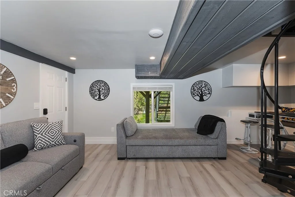 Photo of 580 Lucerne Drive