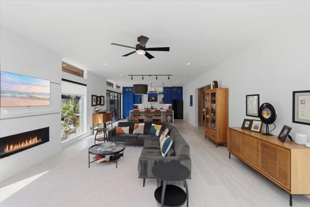 Photo of 54905 Avenida Obregon