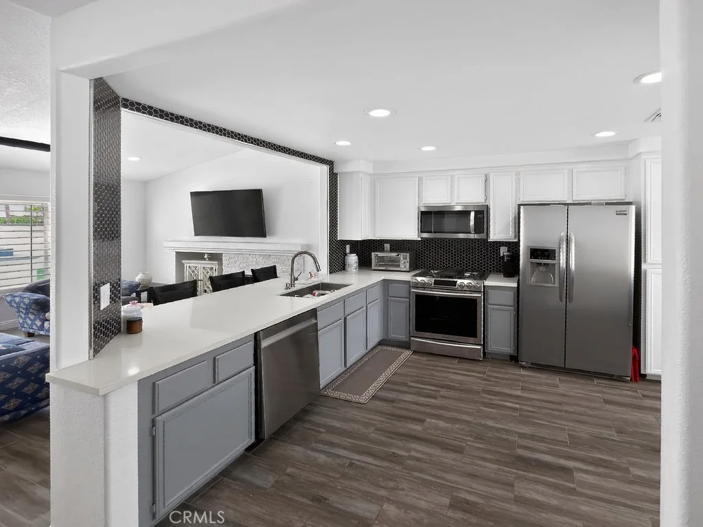 Photo of 79285 Desert Crest