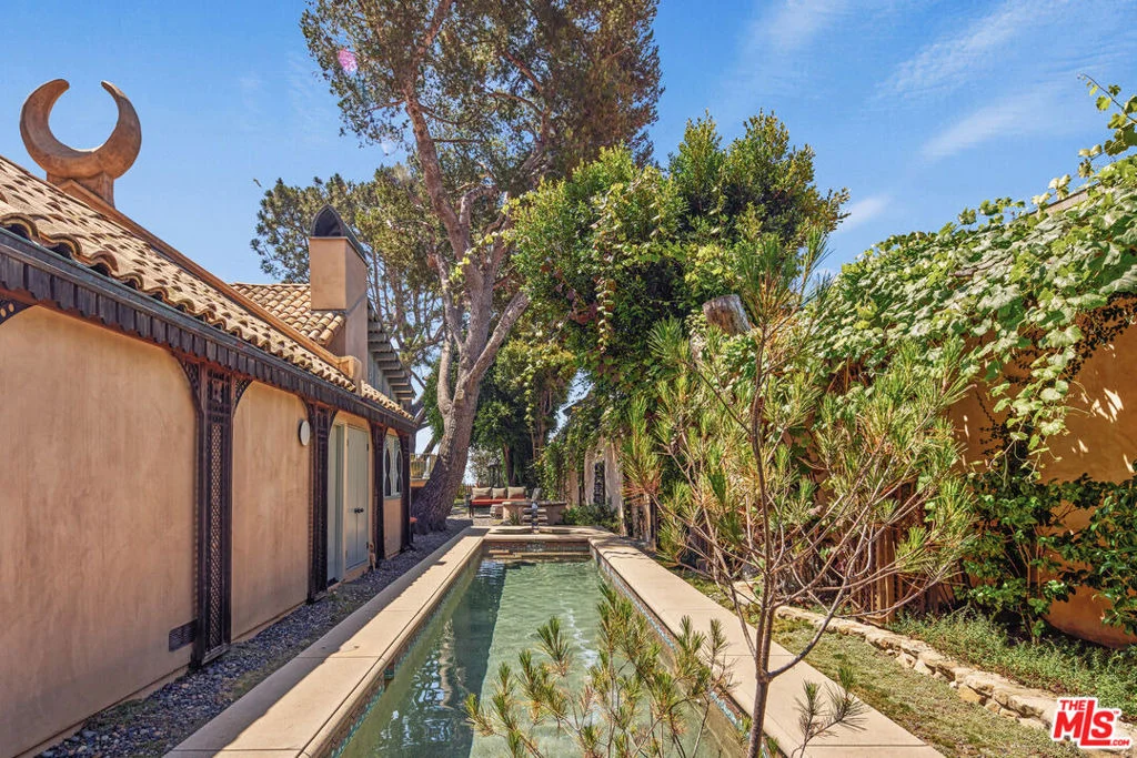 Photo of 28980 Cliffside Drive