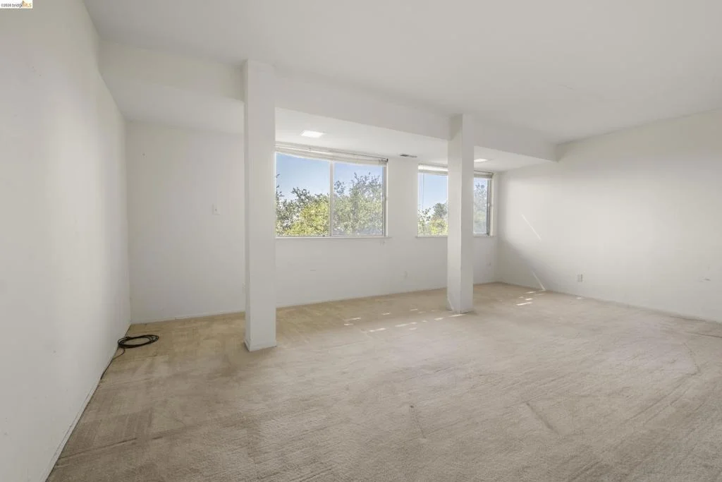Photo of 7279 Snake Rd
