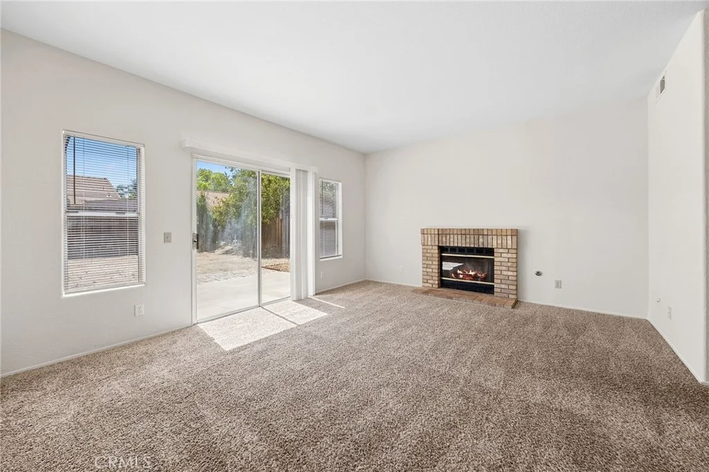 Photo of 2561 Jeffery