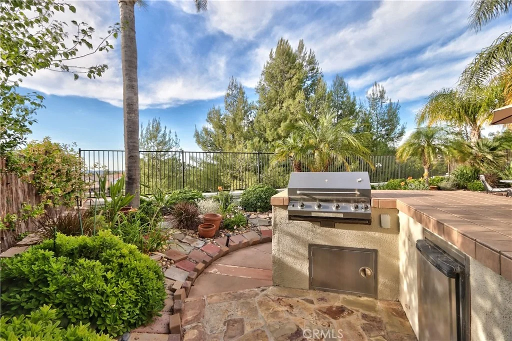 Photo of 33208 Rhine Ave.