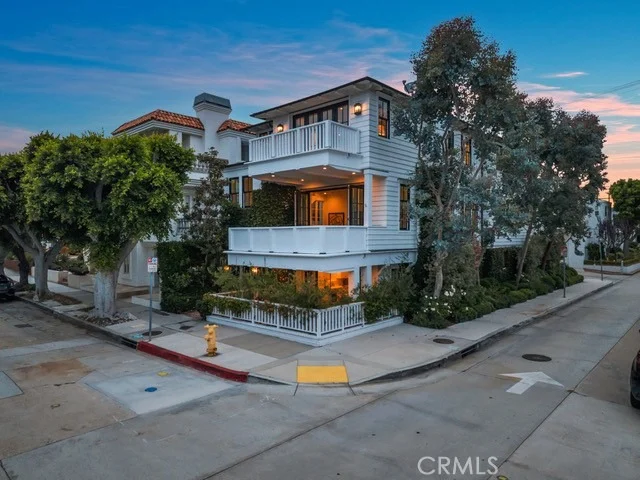 Photo of 441 3rd Street