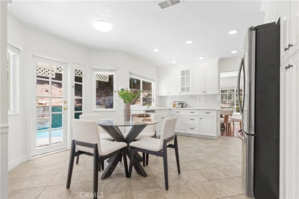 Photo of 900 Fall Creek Court
