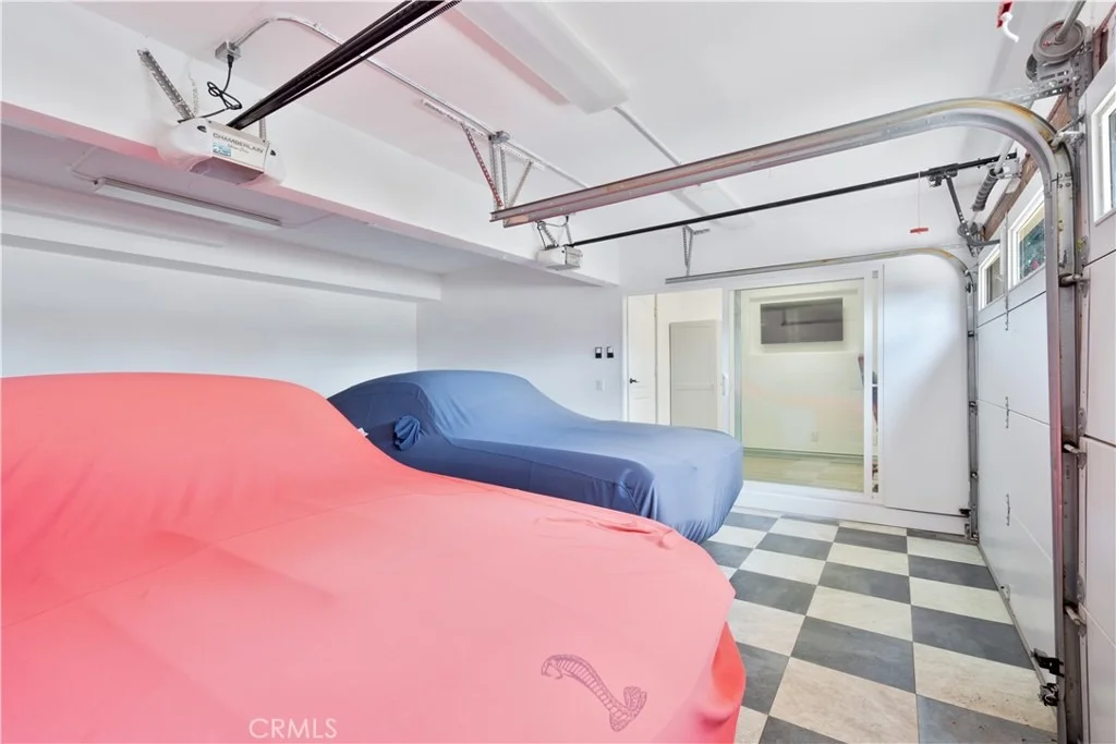 Photo of 2355 Peninsula