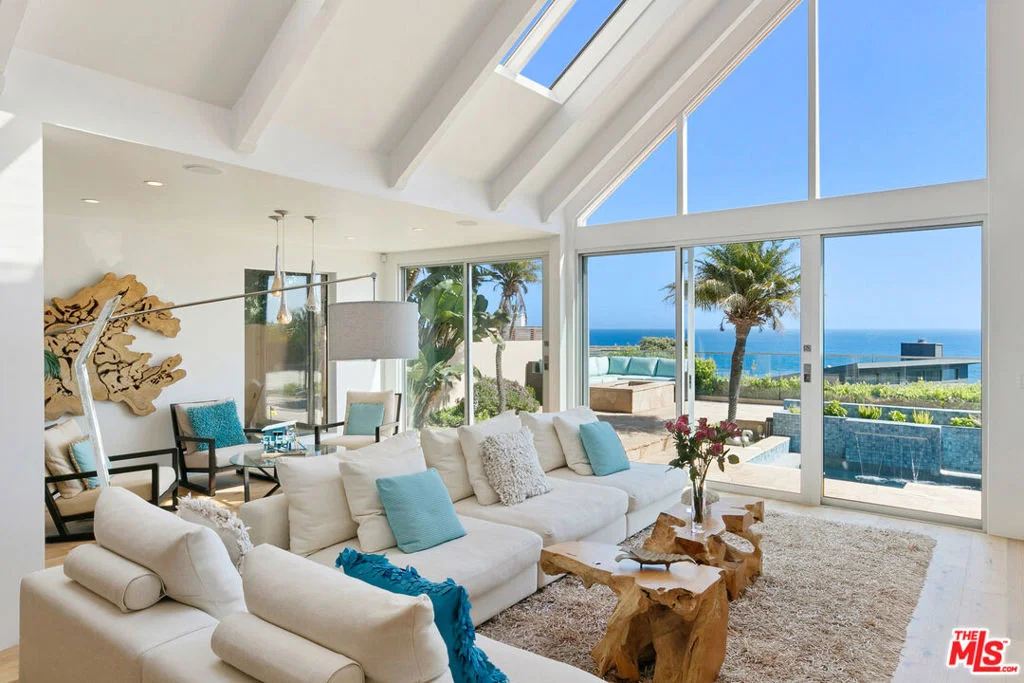 Photo of 31522 Broad Beach Road