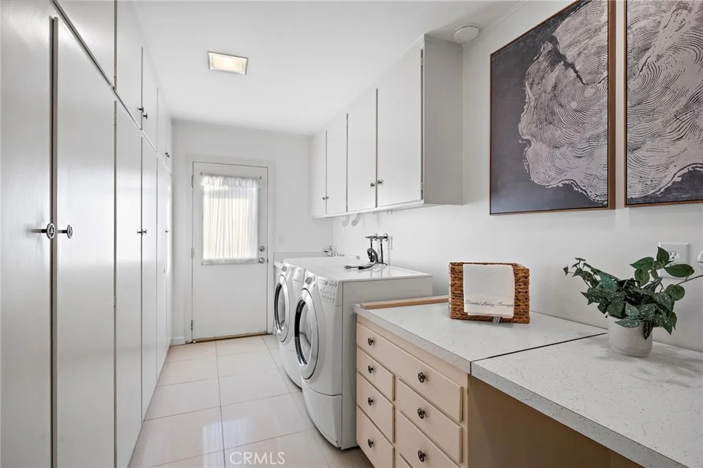 Photo of 1002 Ashpark