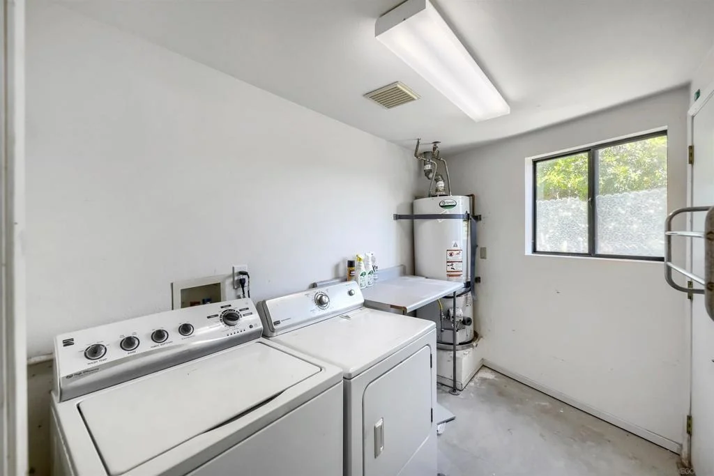 Photo of 5687 Menorca Dr