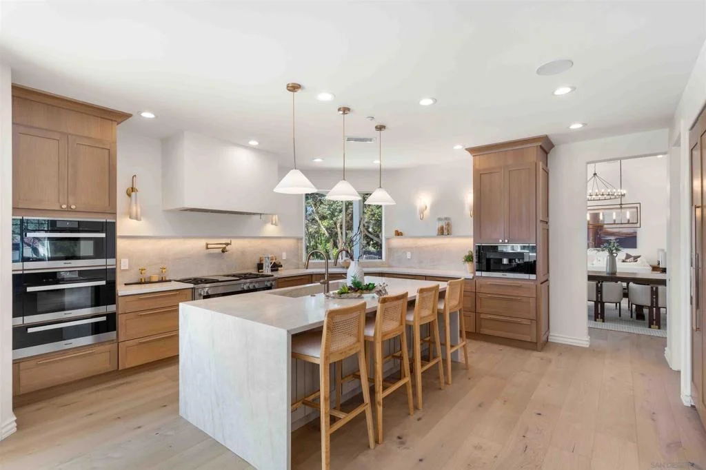 Photo of 3068 Willow Heights Road